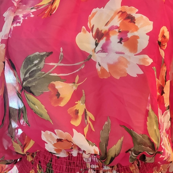 Floral Blouse - Picture 4 of 4